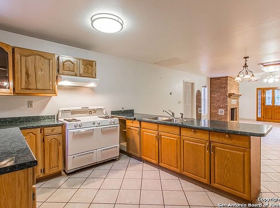 5th image of 2510 Bermuda Dr
