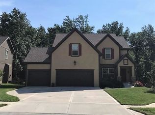 1926 Ruby Ln, Liberty, MO 64068