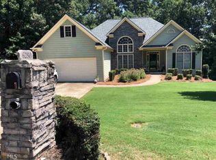 6250 Spring Lake Dr, Flowery Branch, GA 30542