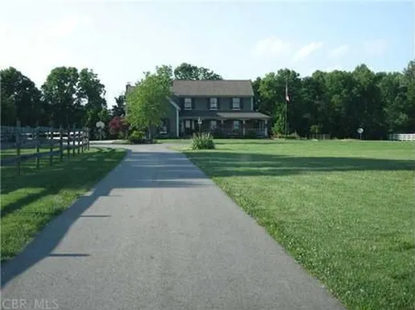 7464 Basil Western Rd NW, Canal Winchester, OH 43110