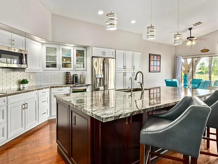 3530 S Meadows Dr — Photo 9