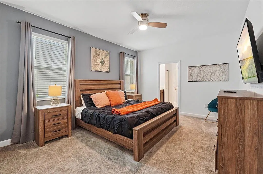 7 bed, 5.0 bath, $3,600 — Photo 3