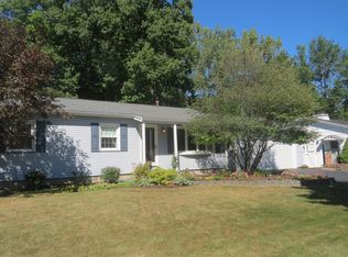 370 Lake Shore Boulevard Ext, Rochester, NY 14617