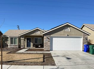 1071 Royal Oak Pl, Porterville, CA