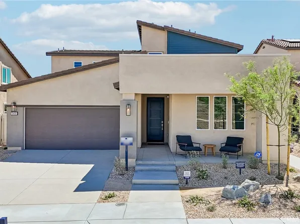 15589 Tomahawk St, Victorville, CA 92394
