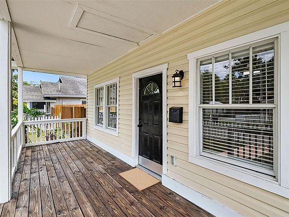 4th image of 6601 N WELLINGTON AVENUE