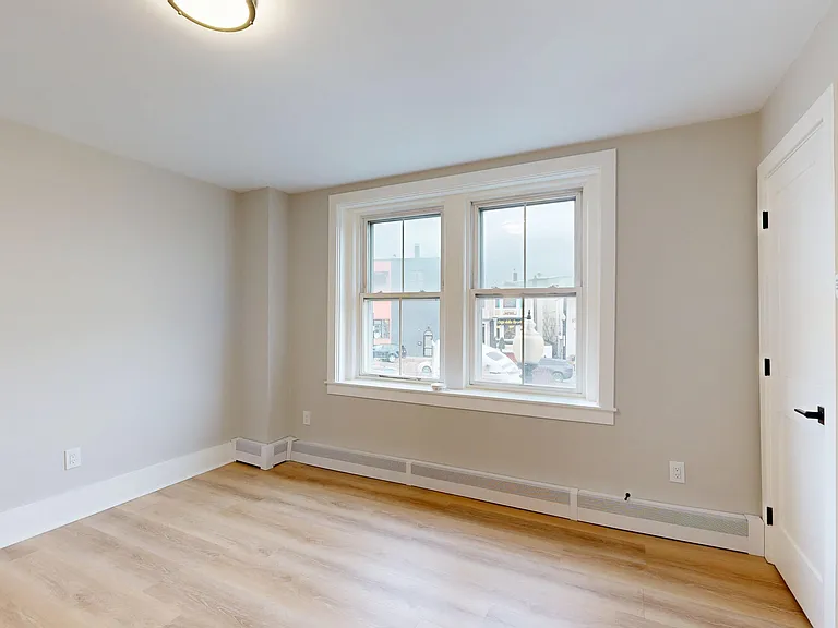 972-974 Saratoga St #2 — Photo 9
