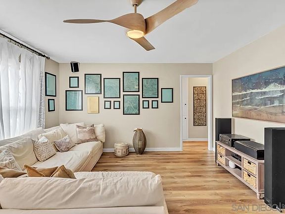 4th image of 5432 Mount Burnham Dr