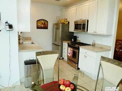 5th image of 227 Kettles Ln