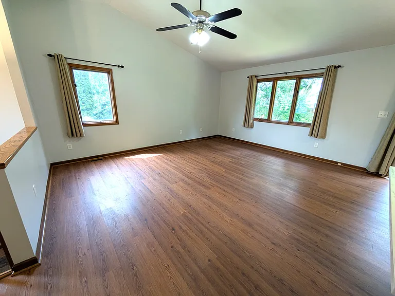 599 Echo Ct — Photo 5