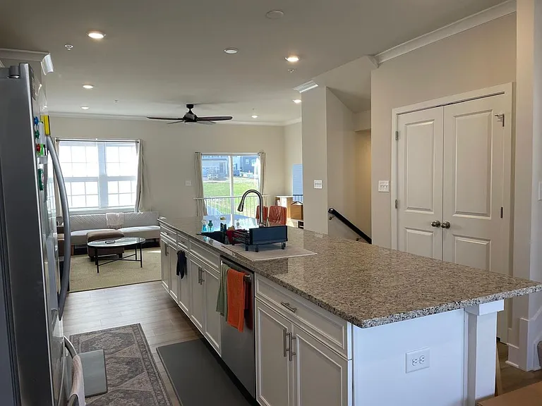 1235 Greylock Ln — Photo 16