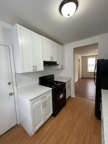 1st image of 3221 W Diversey Ave APT 208