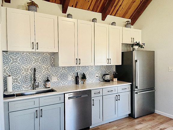 3rd image of 5706 Avenue G #B