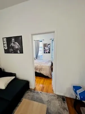 Rented by Point NYC | media 17