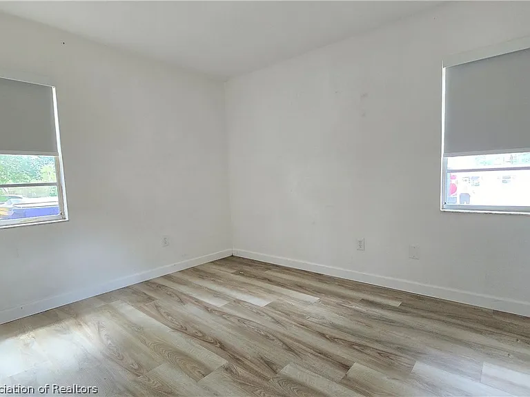 4331 Hudson Blvd — Photo 11