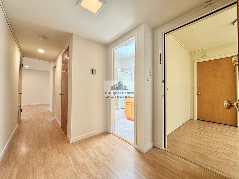 1649 12th Ave #6 — Photo 15