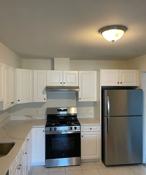 2182 Edwin Ave #2182 — Photo 6