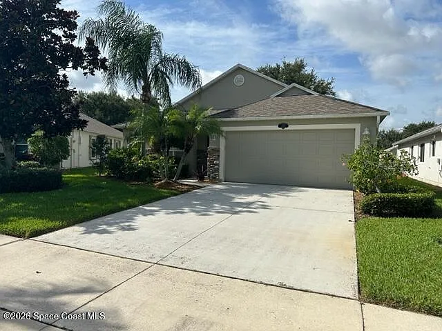 1610 Lago Mar Dr — Photo 3