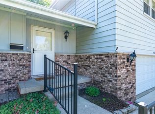 4512 N Butler Dr, Decatur, IL 62526