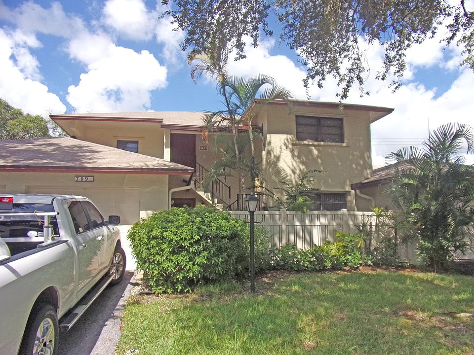 1st image of 3951 NE 17th Ave APT 709