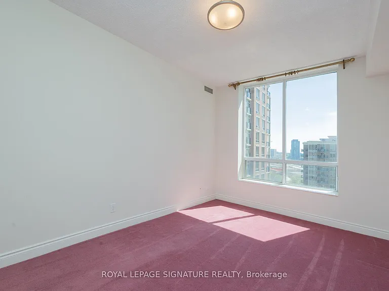 1101 Leslie St #1106 — Photo 20