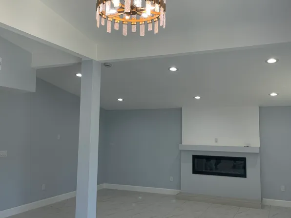 9592 Katella Ave, Garden Grove, CA 92804