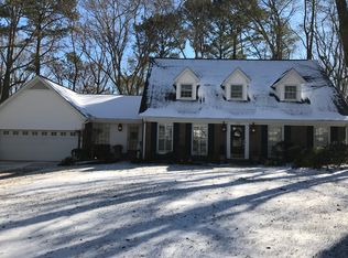 5223 Woodland Forrest Dr, Tuscaloosa, AL 35405