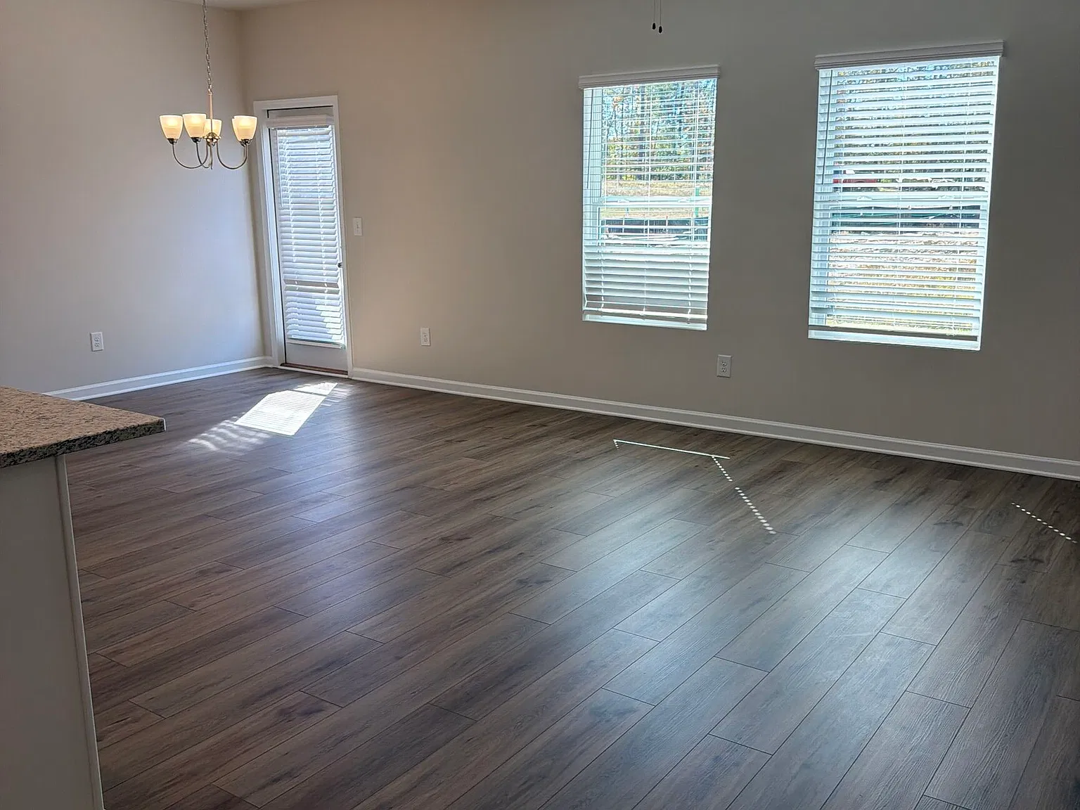 3 bed, 2.5 bath, $2,050 — Photo 3