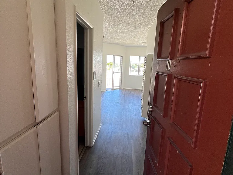 4031 W 129th St #10 — Photo 10