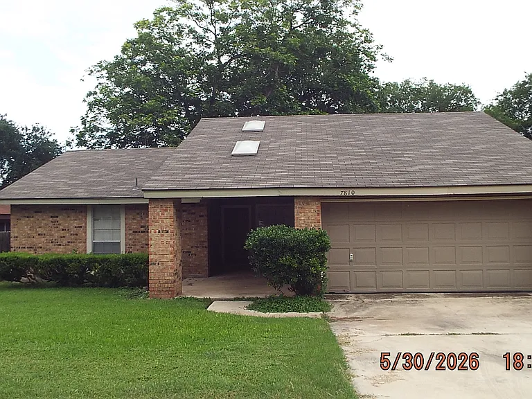7810 Lazy Forest St — Photo 1