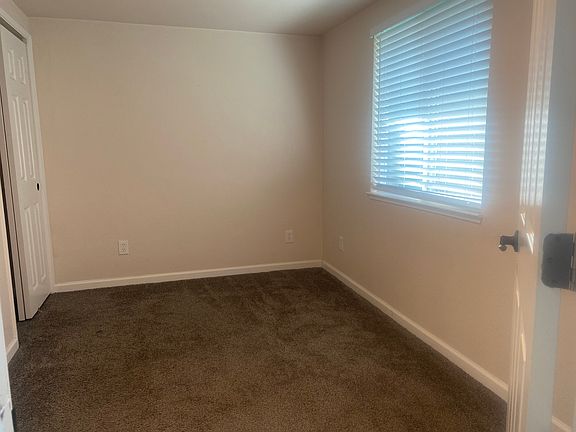 5th image of 2925D Freedom Blvd