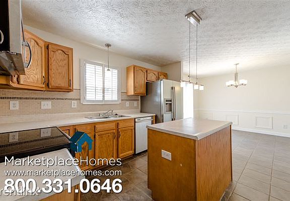 4th image of 605 Old Glory Cir
