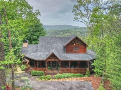 902 Laurel Creek Trl, Blue Ridge, GA, 30513