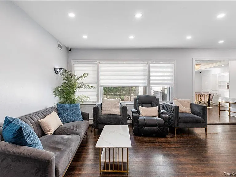 369 Island Ave — Photo 4