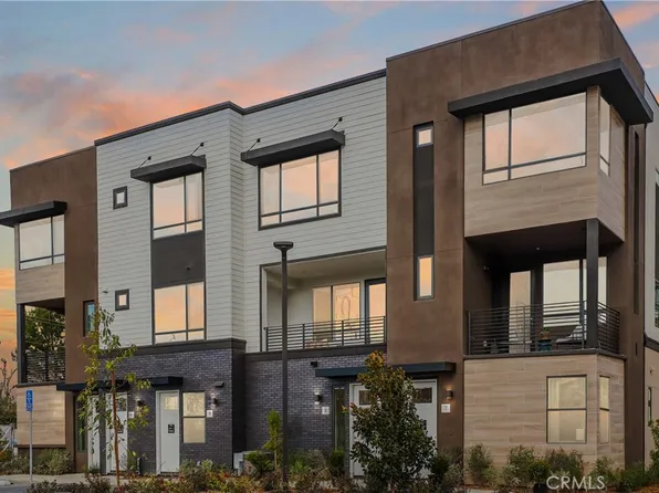 9 Bigsby Dr, Stanton, CA 90680