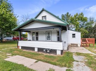 123 E Cornhill St, Cameron, MO 64429