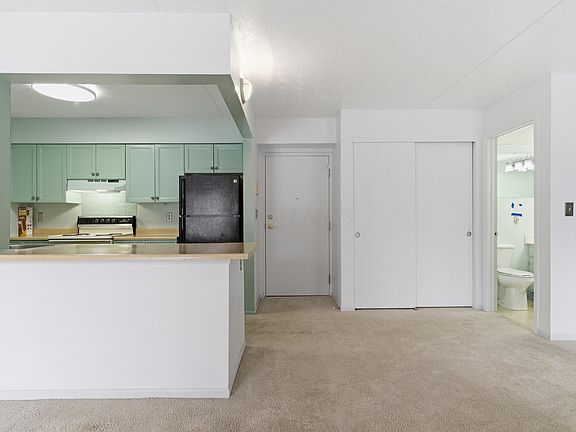 5th image of 3941 Karl Rd APT 133