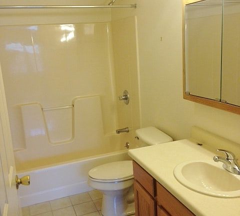 5th image of 118 Oakbrook Cmns