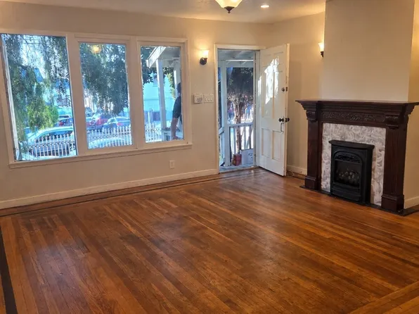 (undisclosed Address), Oakland, CA 94603