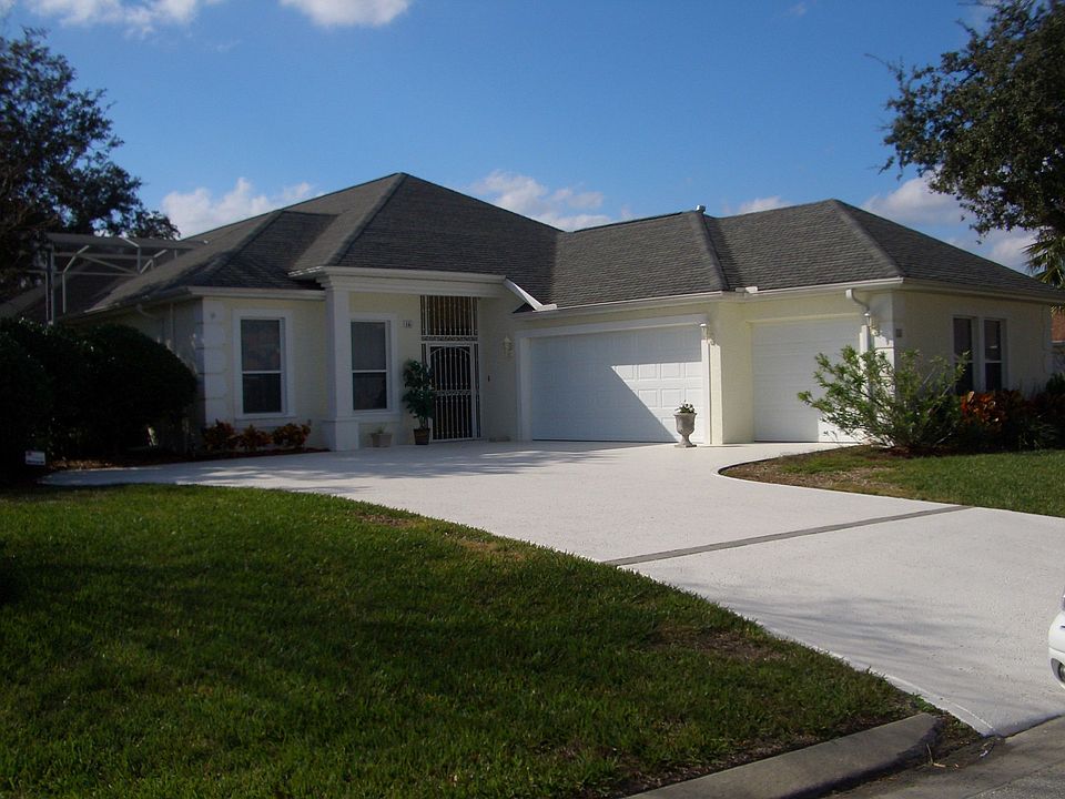 1st image of 16 Acclaim At Lionspaw