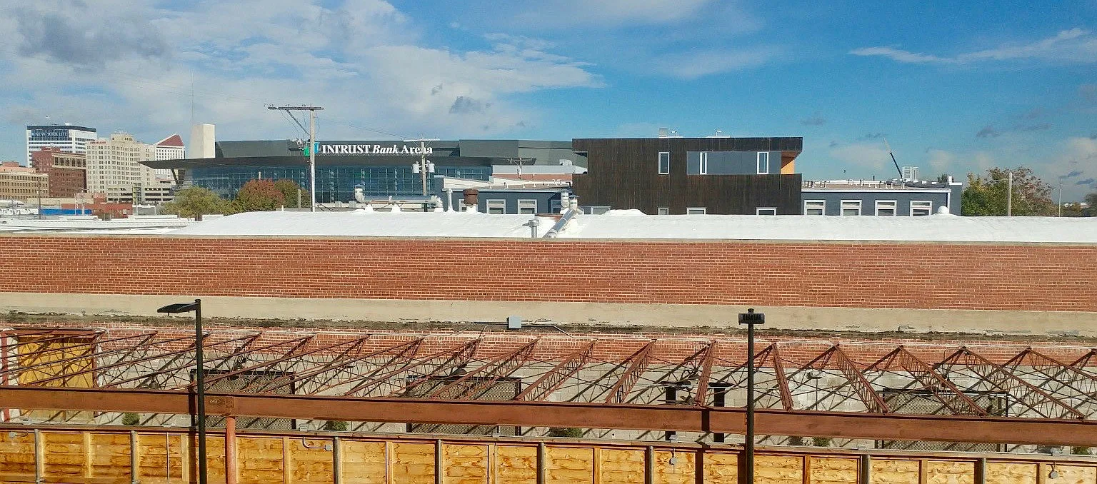 520Commerce — Photo 2