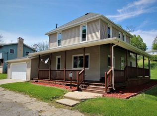 301 W Hazel St, Albion, IN 46701