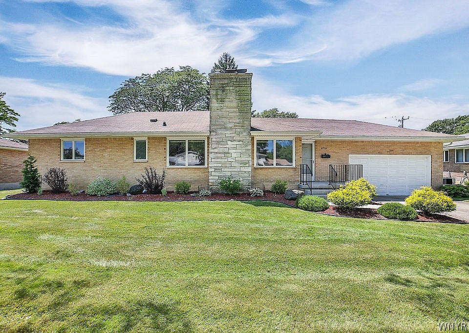 1st image of 2778 Colvin Blvd