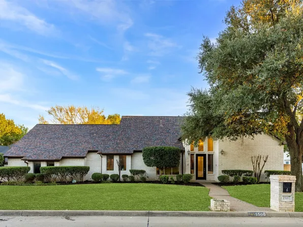 1500 Cannon Gate Dr, Mansfield, TX 76063