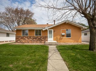 8328 N 106th St, Milwaukee, WI 53224