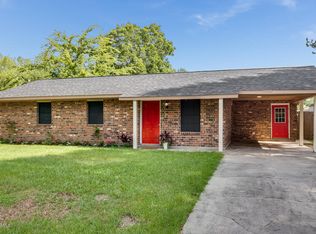 116 Burrow Dr, Scott, LA 70583