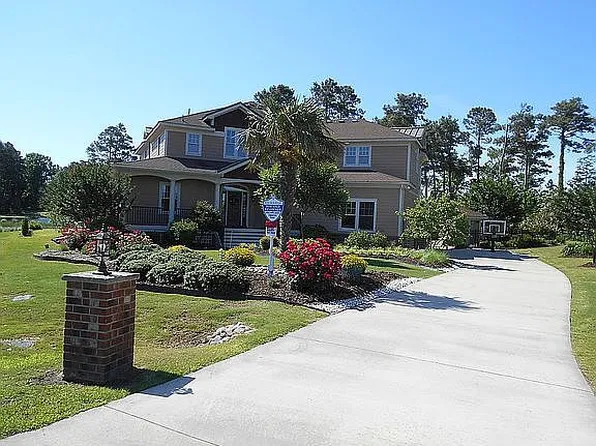 121 Brae Burn Dr, Powells Point, NC 27966
