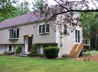 2 Chongor Dr, Newton, NH 03858