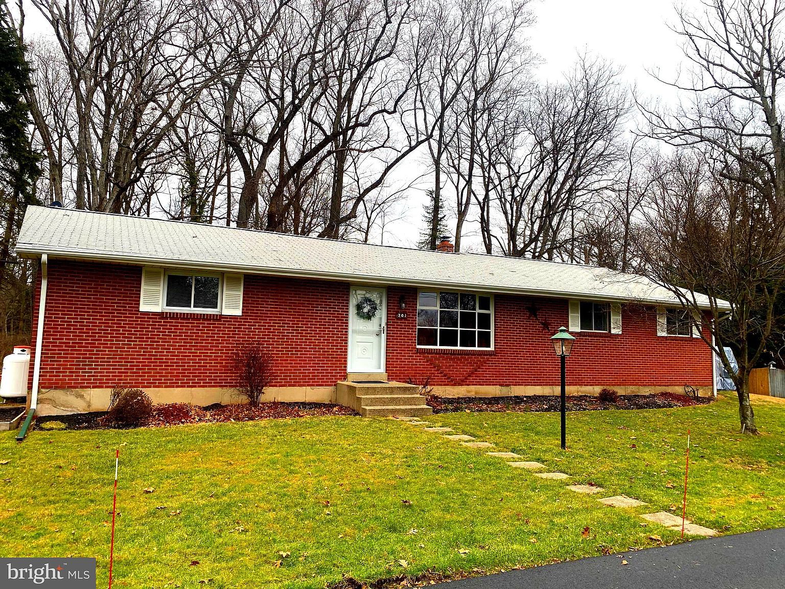 301 Bidwell Ln, Riegelsville, PA 18077 Zillow