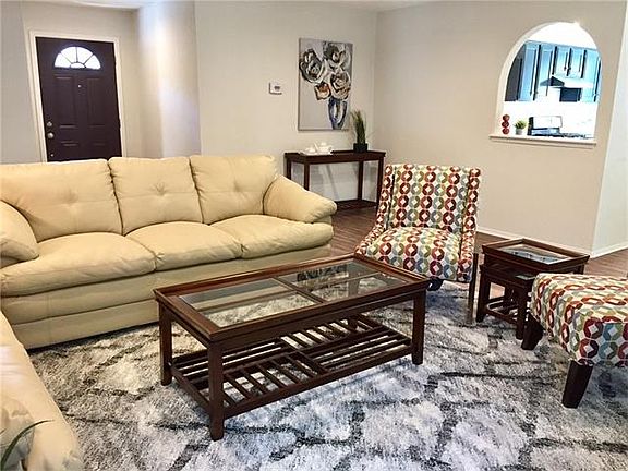 5th image of 2702 Fentonridge Dr